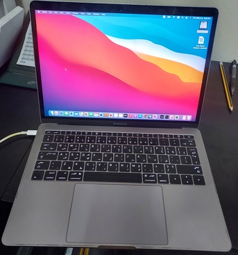 SAR 2500,  Apple Laptop photo 1