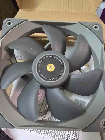 SAR 150,  Thermalright SI-100 CPU Cooelr photo 3