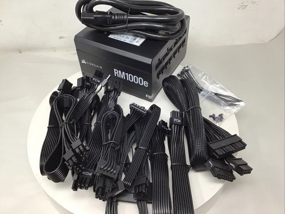 SAR 500,  Corsair 1000 Watts 80+ Gold Power Supply photo 1