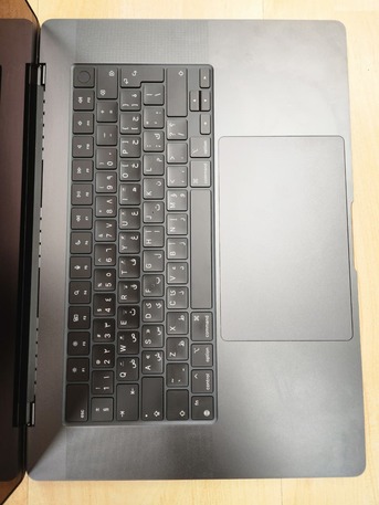 SAR 7399,  MacBook Pro M3 PRO16" 2023 RAM 18GB SSD 512GB GPU 18 CORE BC 54(100%) photo 3