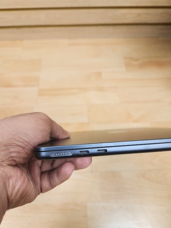 SAR 2499,  MacBook Air M2 13.6 2022 CPU 8CORE RAM 8GB SSD 512GB photo 3